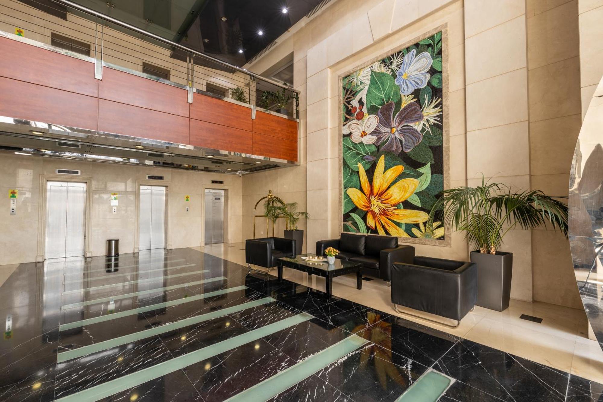 Best 2 Bedroom Apartment Beach Front Abu Dhabi Bagian luar foto